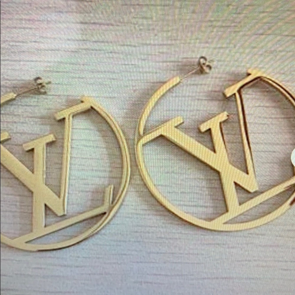 Gold Luxury Hoop Earrings